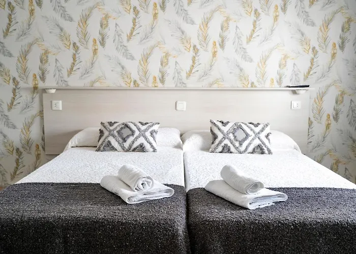 Plaza De Italia Pensión 3*